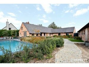 Huis te koop in Hulste met 3 slaapkamers