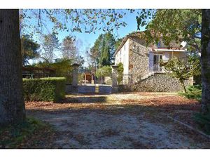 Ensemble de deux maison  deux piscines et gros potentiel locatif