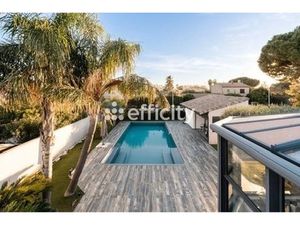 Maison 7 pièces - 344 m²