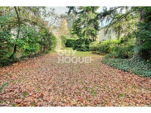 Chaville RD magnifique Terrain constructible de 330 m2