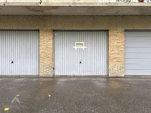 Garage à vendre à Lindenstraat 62/64 Roeselare (RBU82910)