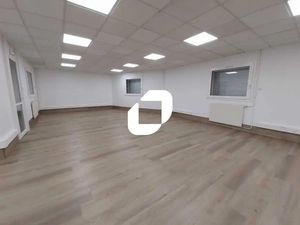 A LOUER  CENTRE D'AFFAIRES