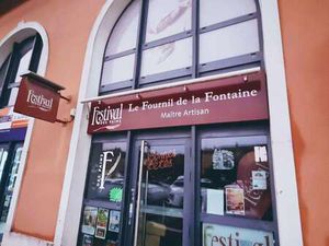 Vente Bureaux et commerces à Générac (30510) : à vendre / 67m² Générac