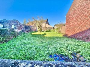 Terrain à vendre de 191 m² à Gilly (VBD59862)