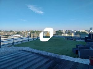 A VENDRE OU A LOUER  BUREAUX LUMINEUX AVEC TERRASSE