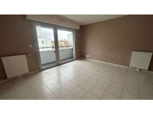 Location Appartement 2 pièces à Angers (49000) : à louer 2 pièces / 45m² Angers