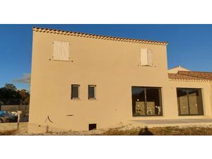 Vente villa 4 pièces 120 m² à Carpentras (84200)  299 000 €