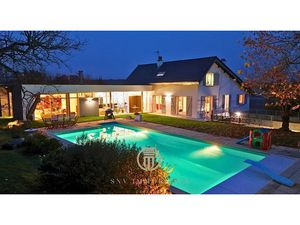 Vente villa 7 pièces 247 m² à Saint-Dizier (52100)  496 000 €