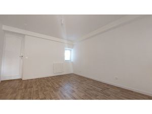 Location Appartement 2 pièces à Laval Avesnières (53000) : à louer 2 pièces / 45m² Laval A