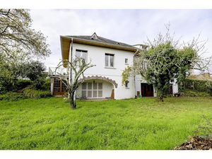 Vente maison 9 pièces 330 m² à Merignac (33700)  820 000 €