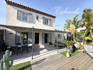 Vente villa 6 pièces 150 m² à Bandol (83150)  1 195 000 €