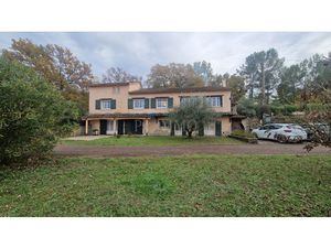 Authentique Longère de charme à Fayence  180 m2 habitables +