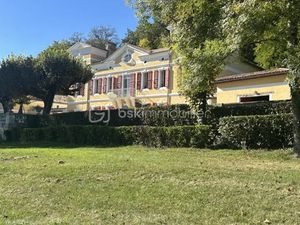 Vente propriété 19 pièces 722.6 m² à Villeneuve-sur-Lot (47300)  884 000 €