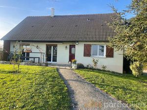 Maison Châteauneuf Sur Cher 4 pièce(s) 109 m2