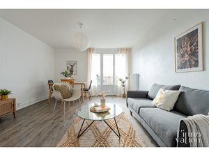 T4 - 78 m2 traversant au 2d et dernier étage - Garage - BALM