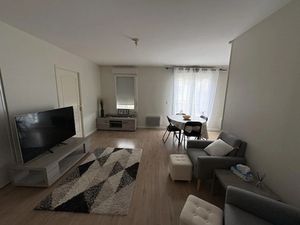 Location appartement 2 pièces 46 m² à Mainvilliers (28300)  630 €