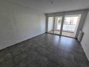 A louer : T2 44m2 avec loggia et parking résidence récente T