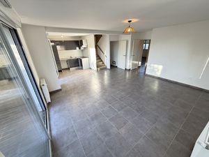 Exclusivité : Charmante villa T4 de 93m2 avec un jardin de 7