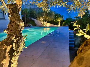 Villa d'exception avec vue panoramique à Chassieu