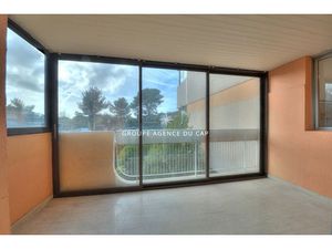 Vente appartement 2 pièces 50 m² à Saint-raphael (83700)  240 000 €