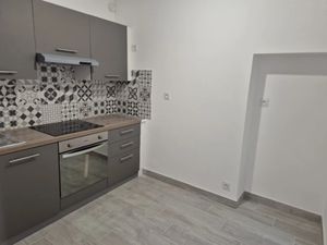 Vente appartement 3 pièces 65 m² à Charleval (13350)  204 000 €