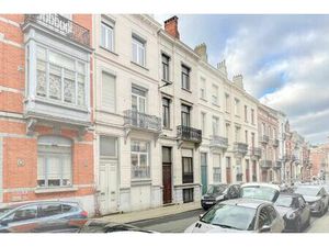 Maison à vendre avec terrasse et jardin   Etterbeek (VBD59849)