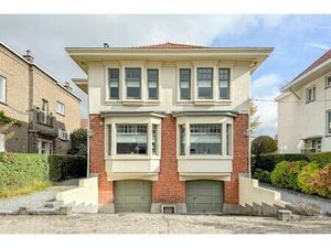 Villa à vendre avec jardin et 5 chambres   Uccle (VBD59736)