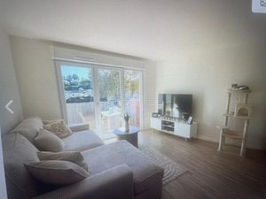 Vente appartement 62 m² à Frejus (83600)  253 000 €