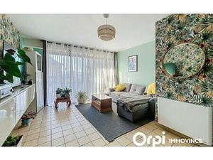 Appartement Saint-Flour 56 m² T-2 à vendre  71 000 €