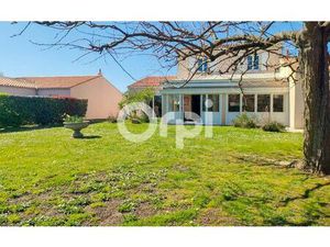 Maison Rochefort m² T-5 à vendre  349 650 €