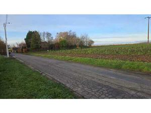 À vendre : Beau terrain situé Rue Pommelée Vache à Meux.