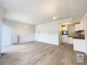 Appartement 1 ch avec balcon au 1er étage