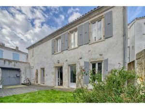 Vente appartement 6 pièces 190 m² à Saint-Pierre-d'Oléron (17310)  399 500 €
