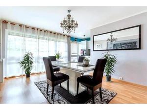 Spacieux appartement lumineux avec balcon à Lille