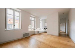 PRODUIT RARE: SUPERBE T2 IDEALEMENT SITUE - RUE BAYARD