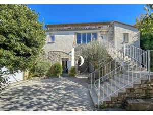 Vente maison 4 pièces 143 m² à Barjac (30430)  319 000 €