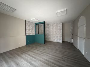 LOCAL COMMERCIAL CENTRE VILLE CASTELNAUDARY