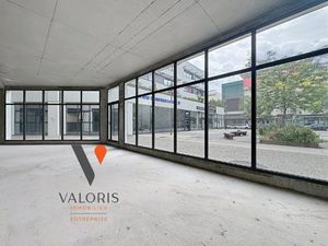 SEYSSINET-PARISET-LOCAL COMMERCIAL-LOCATION