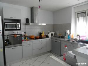 LES MARTRES DE VEYRE Villa T5 98 m2