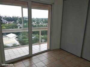 T4 POITIERS CENTRE 82m²+12m +parking 20m²+cave13m²