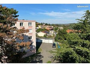 Très rare - Garage extérieur à vendre