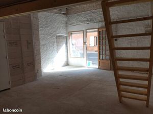 Local de stockage à louer