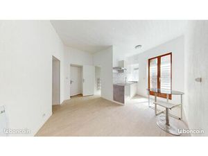 T3 58m2 - Centre Historique Agde