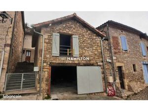 Location - maison rénovée avec garage et terrasses