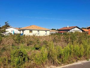 Terrain constructible viabilisé à vendre