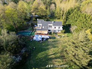 Propriété de charme  12p  350 m²  7 hectares