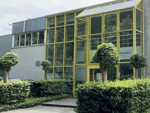 Bien professionnel à louer à Wilrijk € 499 (LI708) - DG Real Estate | Zimmo