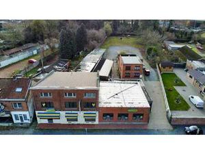 Complexe immobilier: salle de réception  maison  appartement