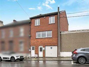 Maison bel-étage rénovée idéalement située