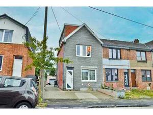 Maison 2ch poss 3 à rénover avec garage et terrasse !